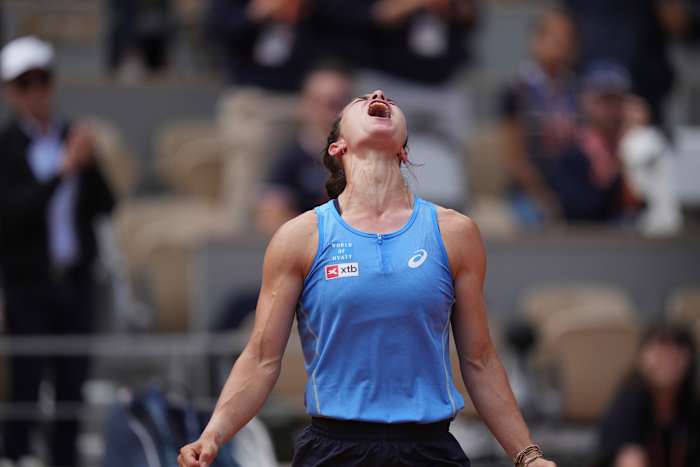 361st-Ranked Lois Boisson Upsets No.3 Pegula at French Open