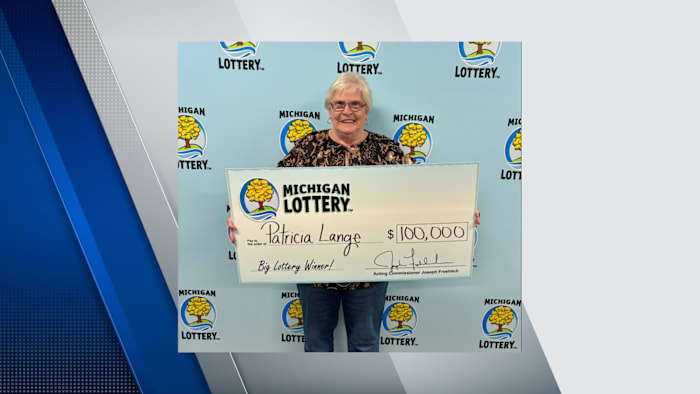 Michigan couple wins a $100K Lottery prize from their own store
