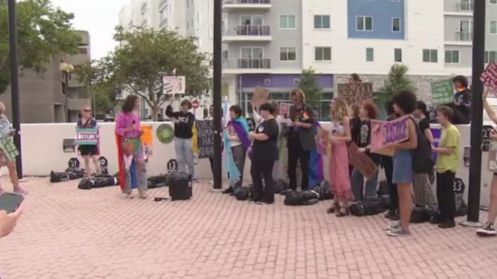 Students protest at school board meeting over canceled Orange County school drag event