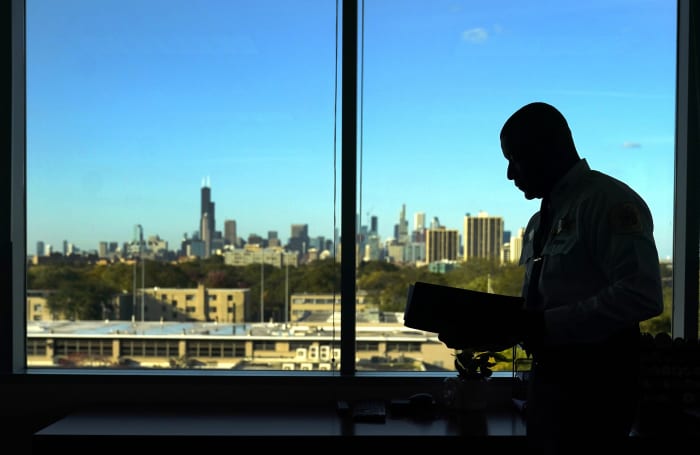 We Love Baseball': Wrigley Ballhawks Stay on During Pandemic, Chicago News