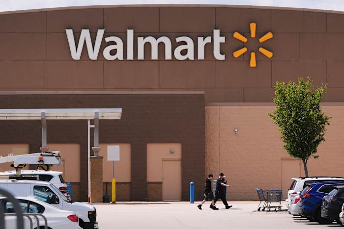 Walmart is finally getting Tap to Pay. Here’s when you’ll be able to use it