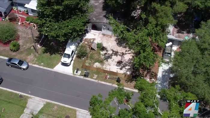 Woman says she found human bone in street on Jacksonville's Northside while playing catch with daughter