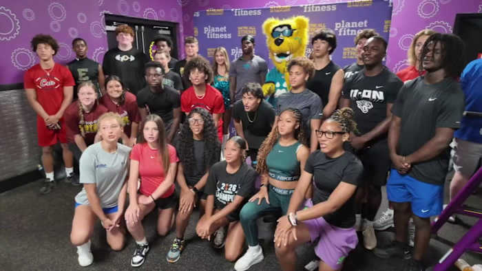 Jaguars' Travis Hunter kicks off Planet Fitness free Summer Pass Program