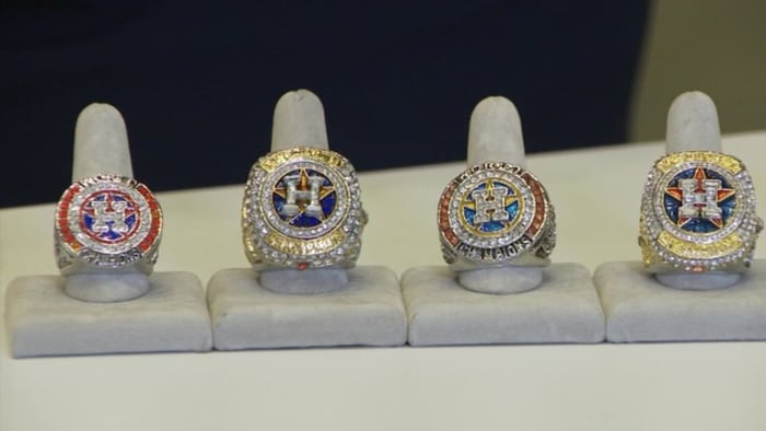 How Astros' World Series replica rings became hottest ticket in town