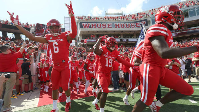 Houston Football: 2017 Cougars Preview and Prediction 