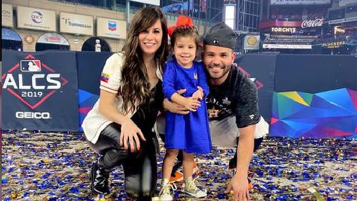 Jose Altuve announces second daughter on the way