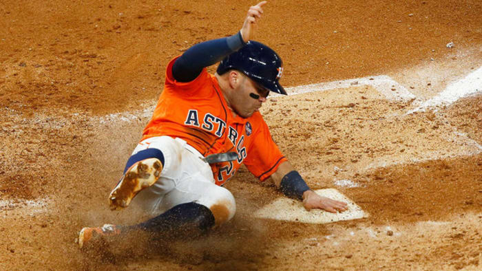 Dallas Keuchel strikes out 10 to lead Astros to 2-1 defeat of