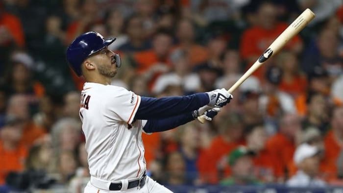 Astros' Carlos Correa Fractures Rib During Massage