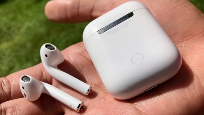 AirPods, wireless headphones could cause cancer, claim