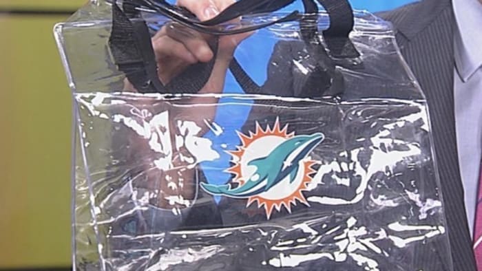 Dolphins introduce new stadium bag policy
