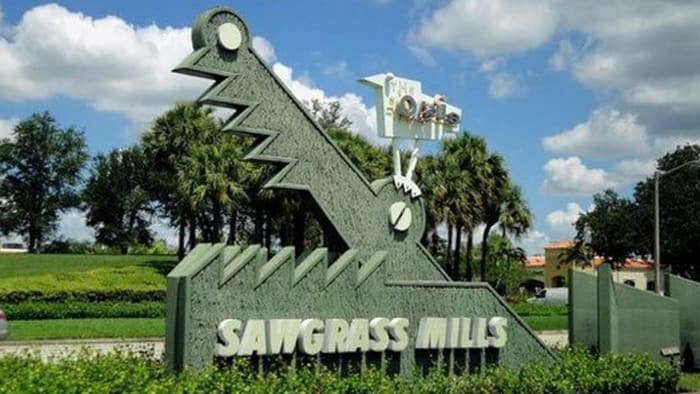 Sawgrass Mills Mall Reopens with Heavy Duty Safety Precautions