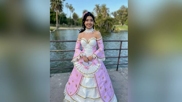 California student wins $10K scholarship with stunning duct tape prom dress California student wins $10K scholarship with stunning duct tape prom dress