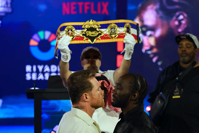 I'm hunting everything he got': Crawford, Canelo nearly come to blows in  fiery New York face-off