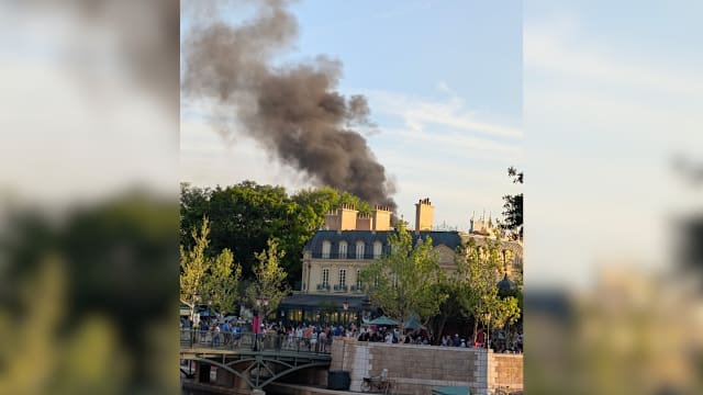 Fire Erupts at Disney’s EPCOT Prompting Evacuation