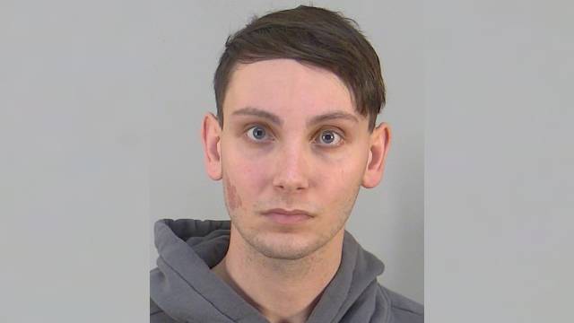 elfbar nachfüll pod läuft aus Son of Tavares councilmember arrested, accused of child sex crimes, records  show
