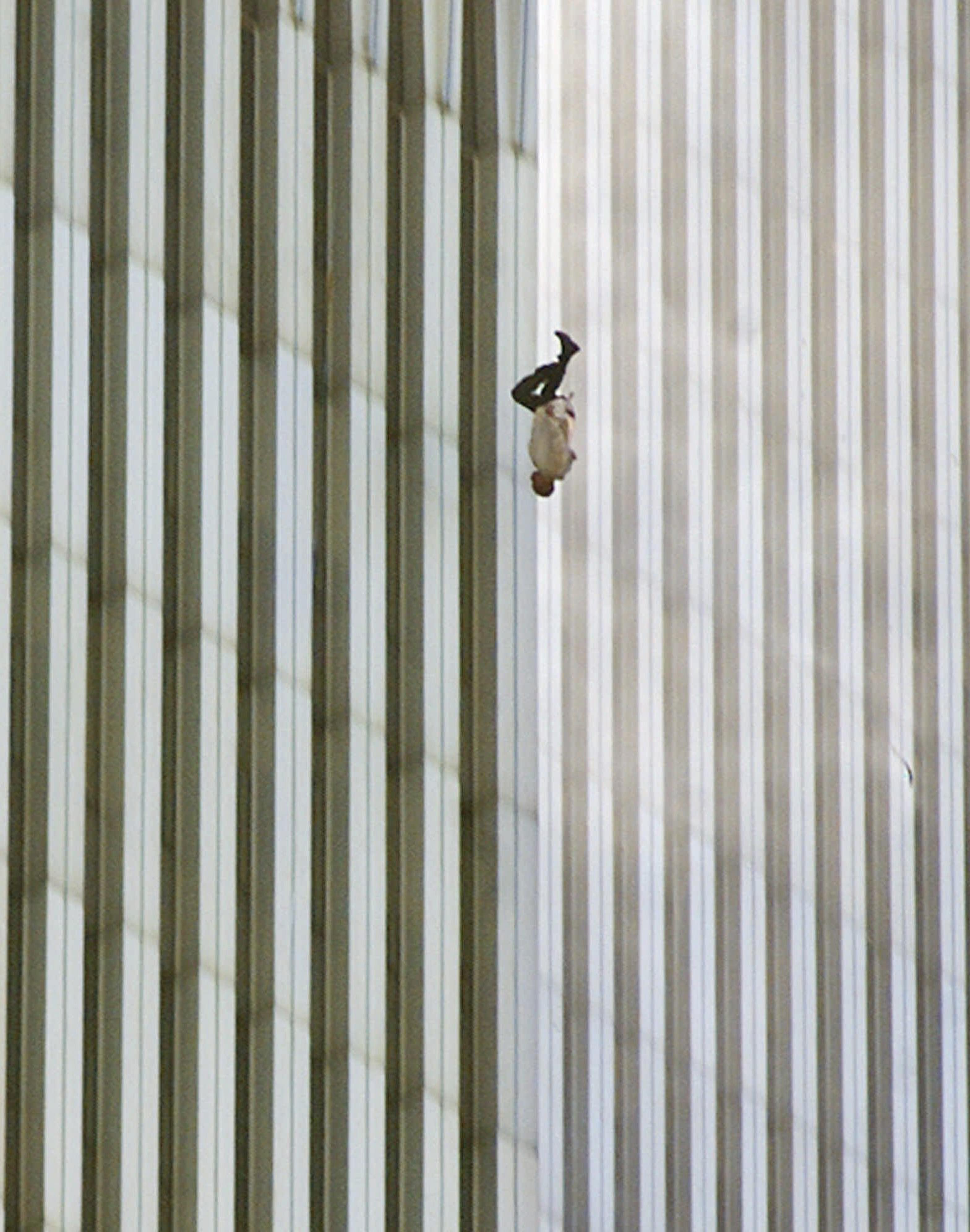 Associated Press journalists who witnessed Sept. 11 remember what they saw, 25 years later
