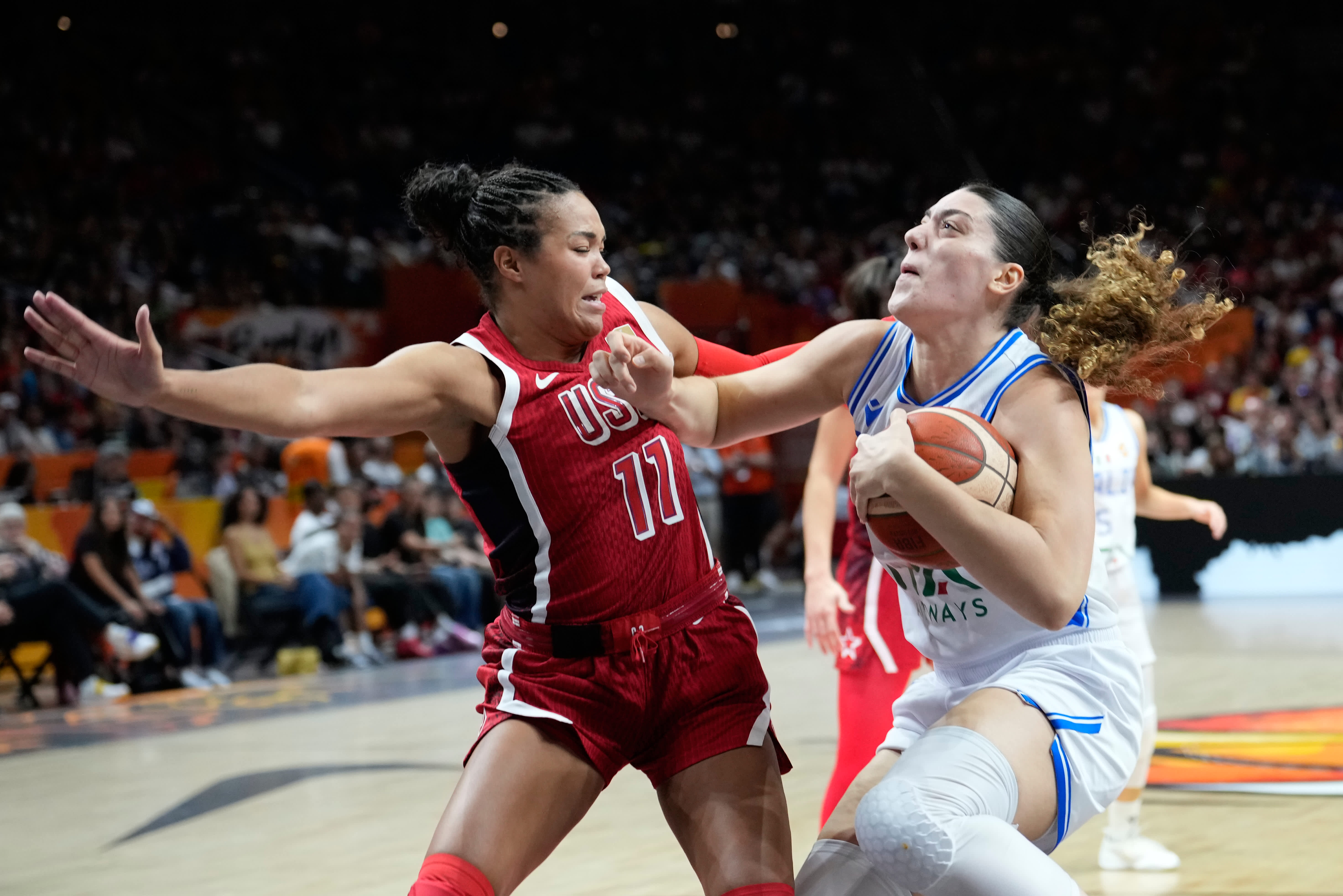 Jackie Young leads a gritty US escape in a tight 55-52 women's World Cup win over Italy
