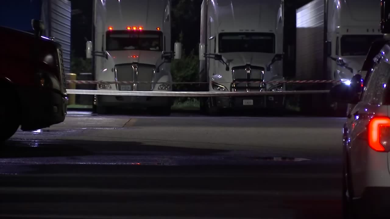 Woman killed after being hit by semi in Love’s Travel Stop parking lot in Baldwin https://internetconnectz.com/woman-killed-after-being-hit-by-semi-in-loves-travel-stop-parking-lot-in-baldwin/ Travel Connectz