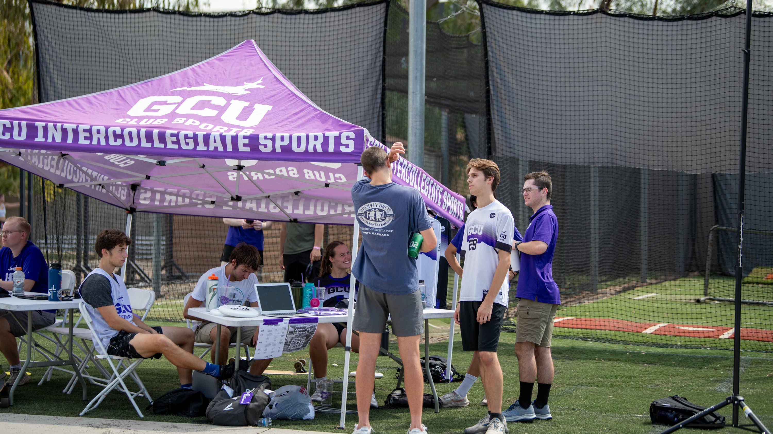 Students at the Club Sports tent for Welcome Week