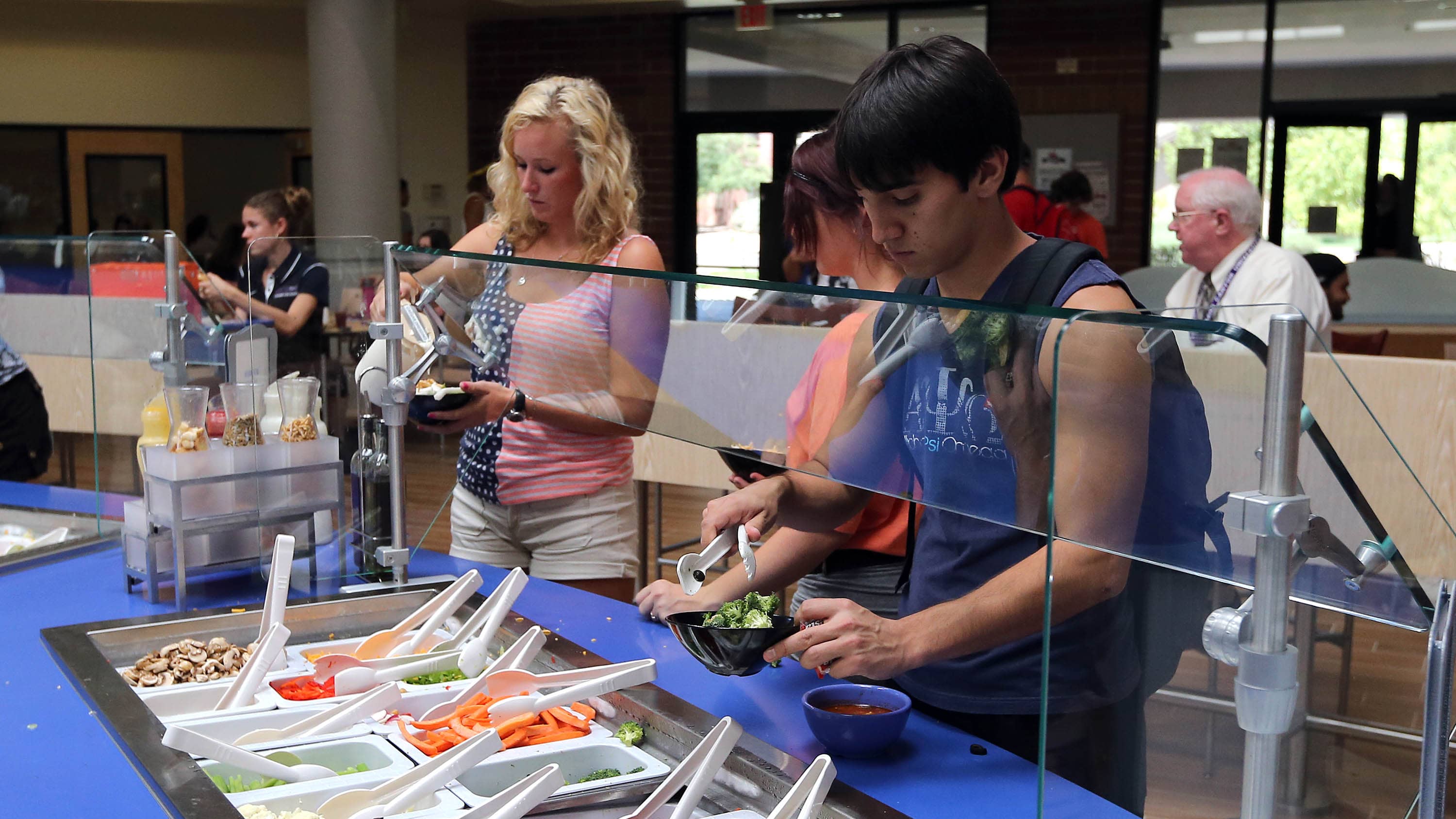 Students getting food in Student Union