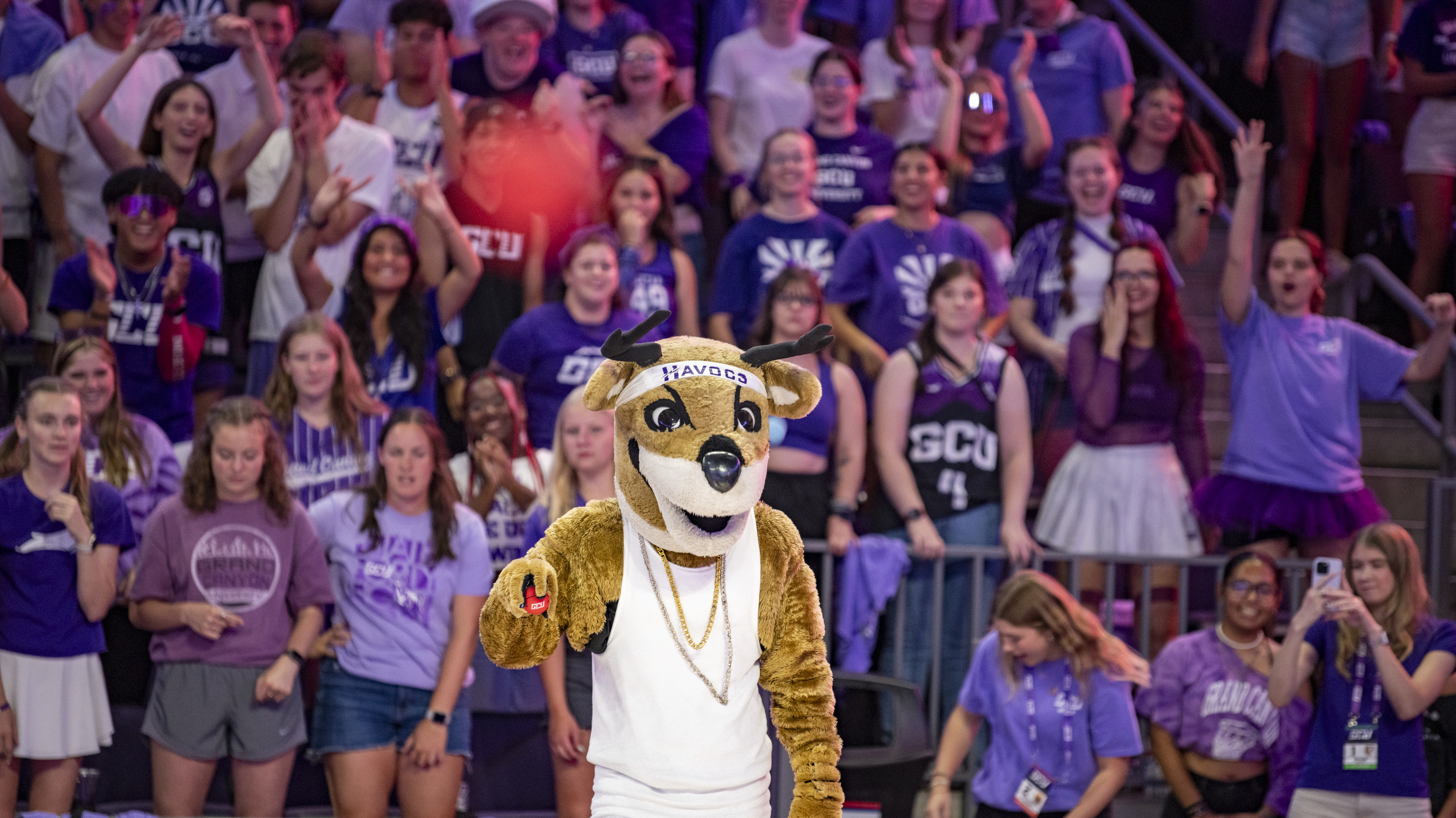 Thunder during a welcome week event