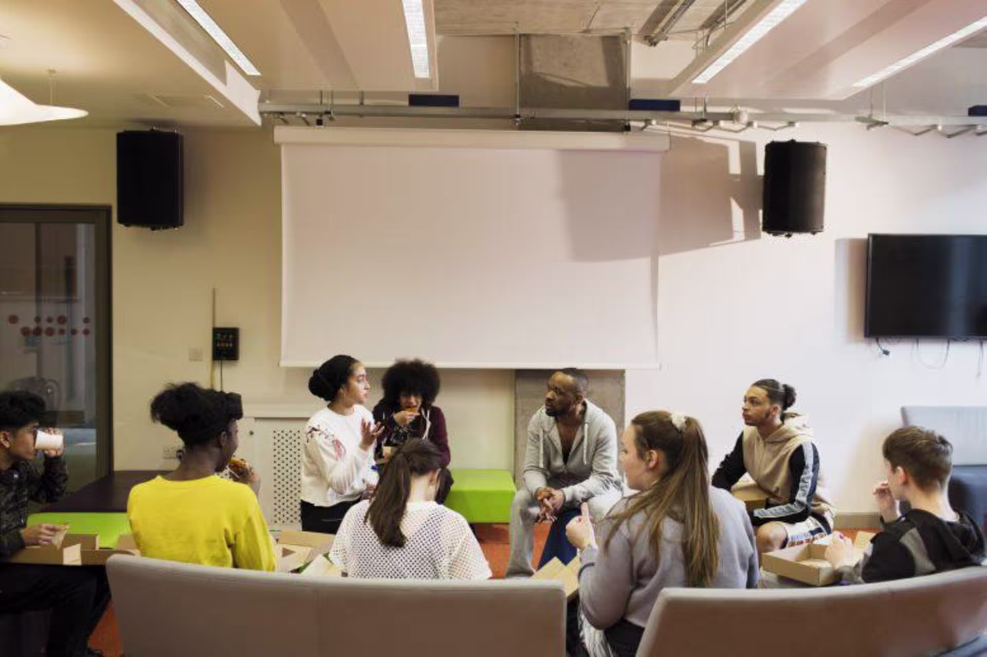 Club grouped in a circle