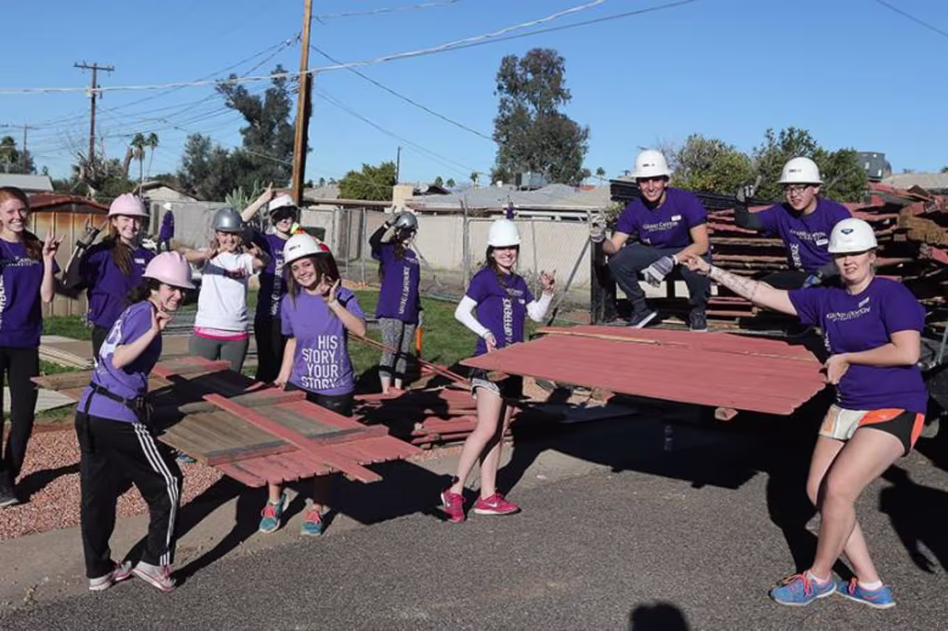 people volunteering outside