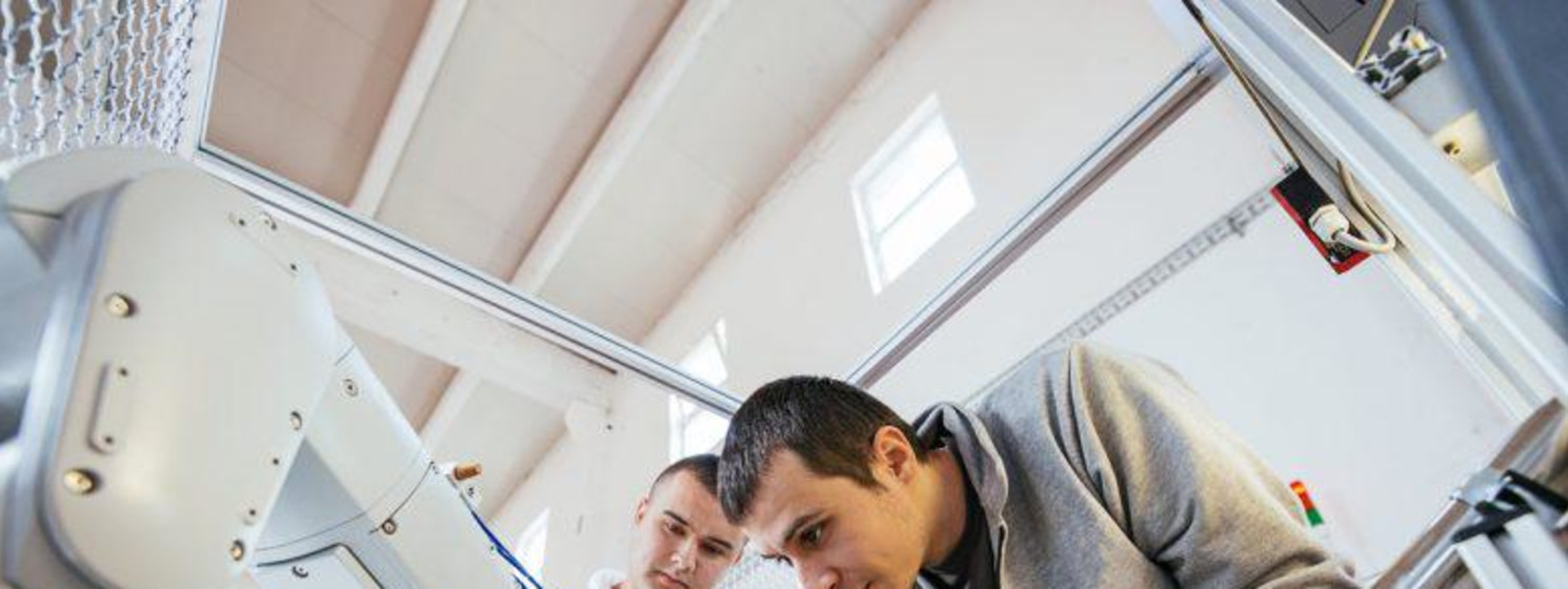 Robotics engineer