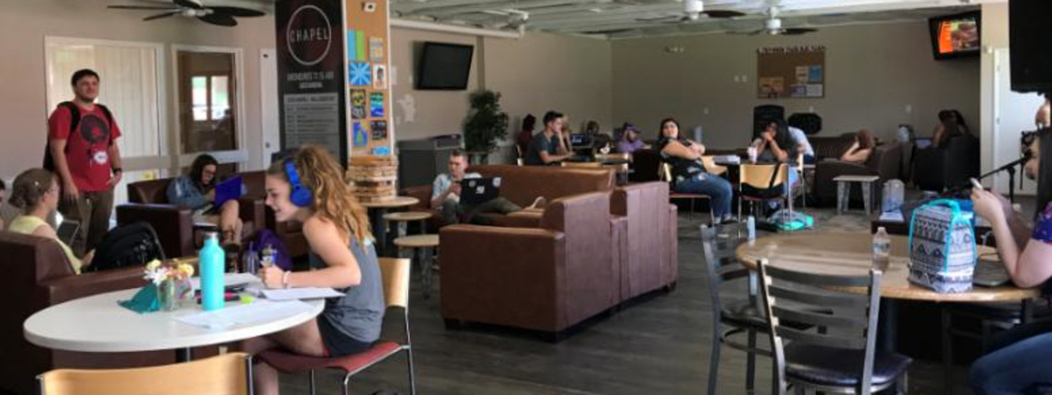 the commuter lounge
