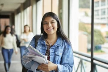 student earning business degree