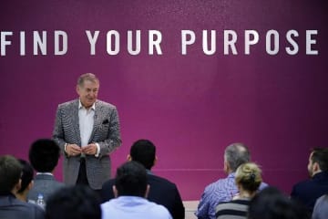 Jerry Colangelo Speaks at a CCOB event