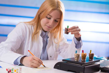 Student pursuing nutritional science career