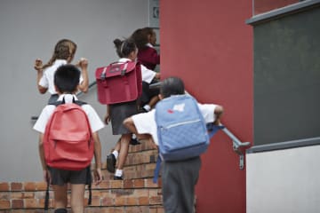 kids excited to go to school