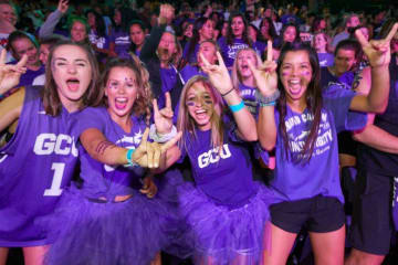 GCU students cheering