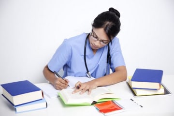 Nursing student studying 