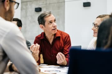 Manager using a Conscious Leadership-style approach to meeting