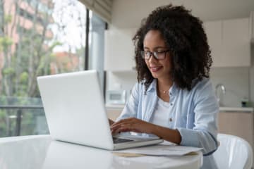 A university student earning her quantitative psychology degree