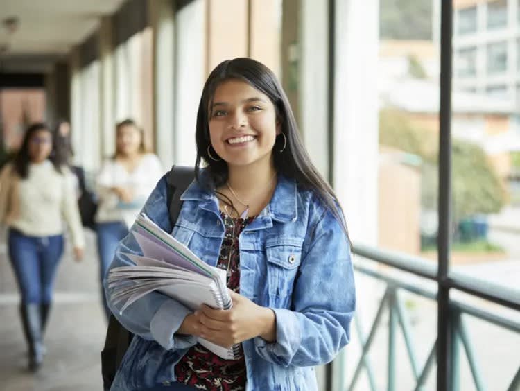 student earning business degree