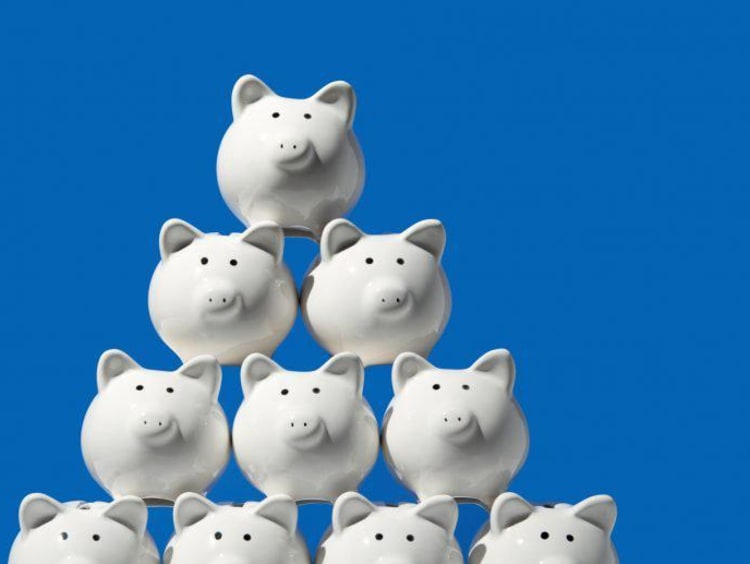 A pyramid of piggy banks