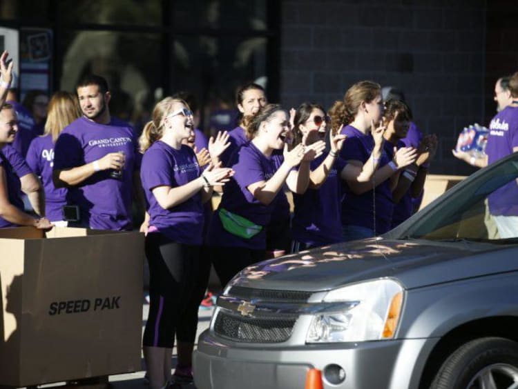 GCU welcome crew clapping