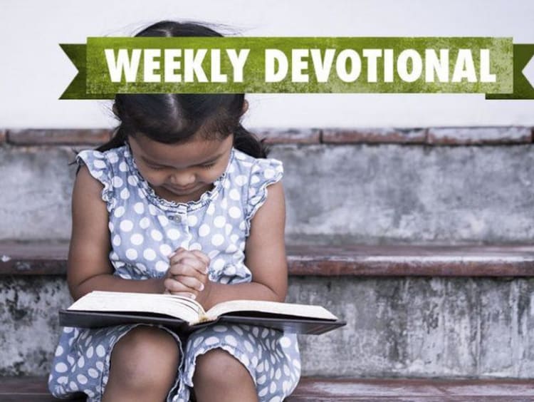 Weekly Devotional: Child praying