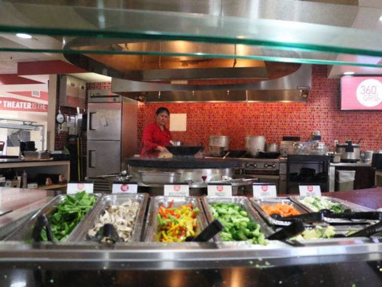 veggies in a buffet