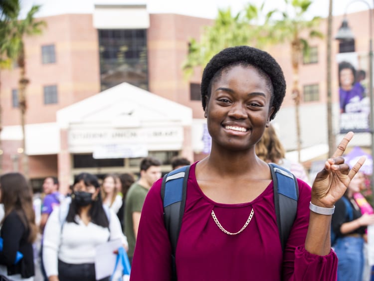 Woman smiling at GCU