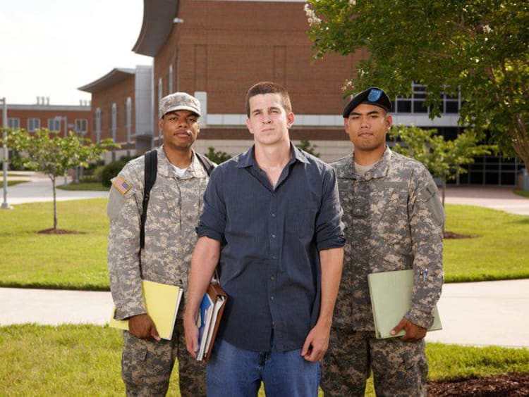 Military students on GCU's campus