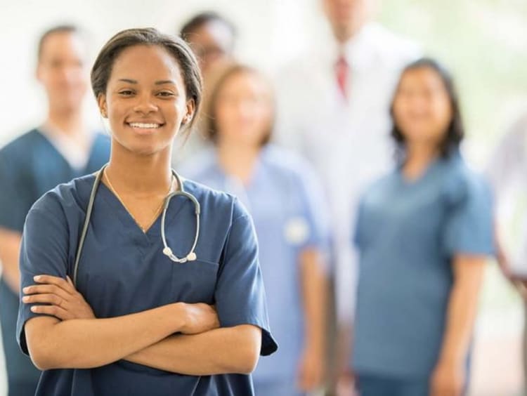 nurse crossing her arms