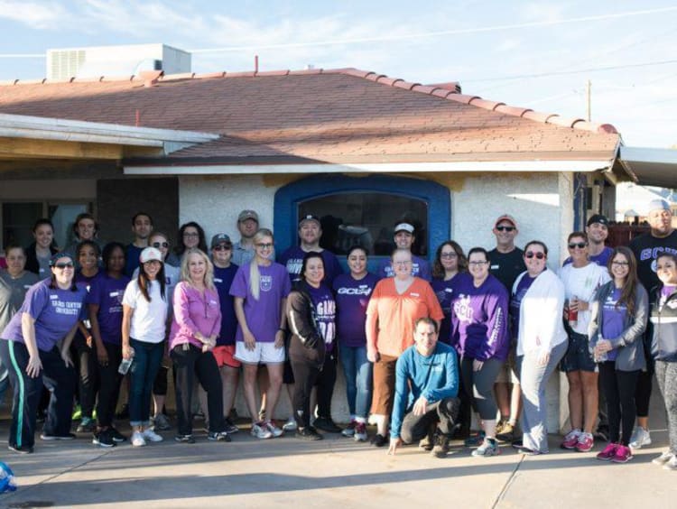 GCU students working on a community service project