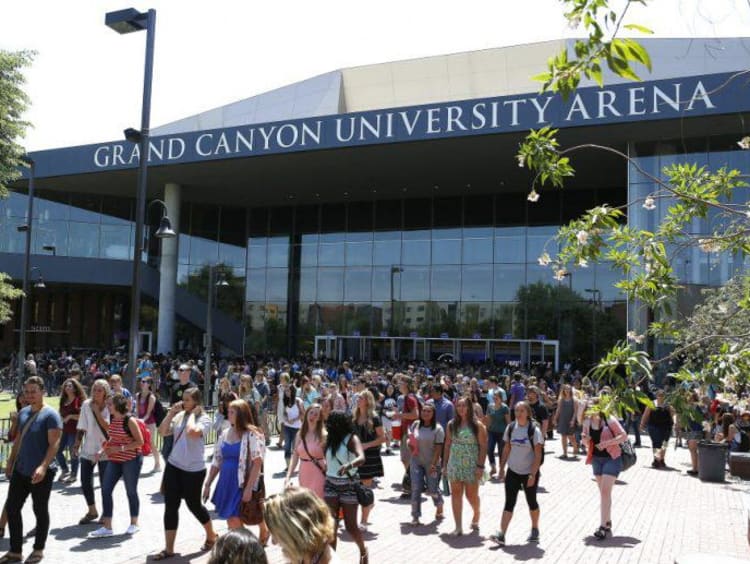 students outside of GCU arena