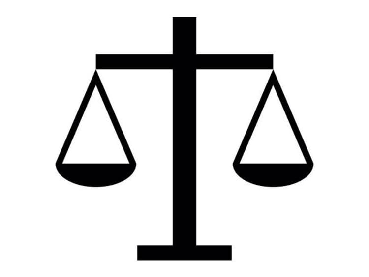 icon of a balance scale