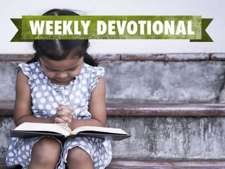 Weekly Devotional: Child praying