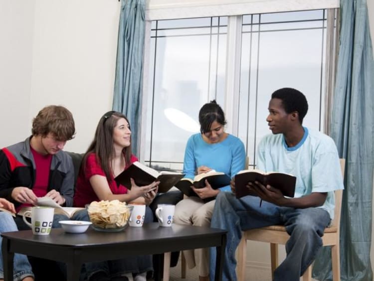 What Is Youth Ministry and Why Is It Important?